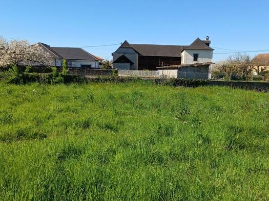 Terrain constructible à vendre 44 500 € 1 107 m² de terrain Peripherie Mourenx 64150