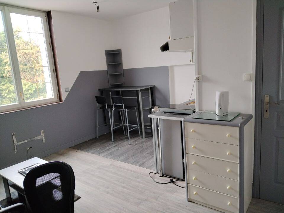 Appartement 1 pièce 21 m² · à Talant · 21 m² · 420 €