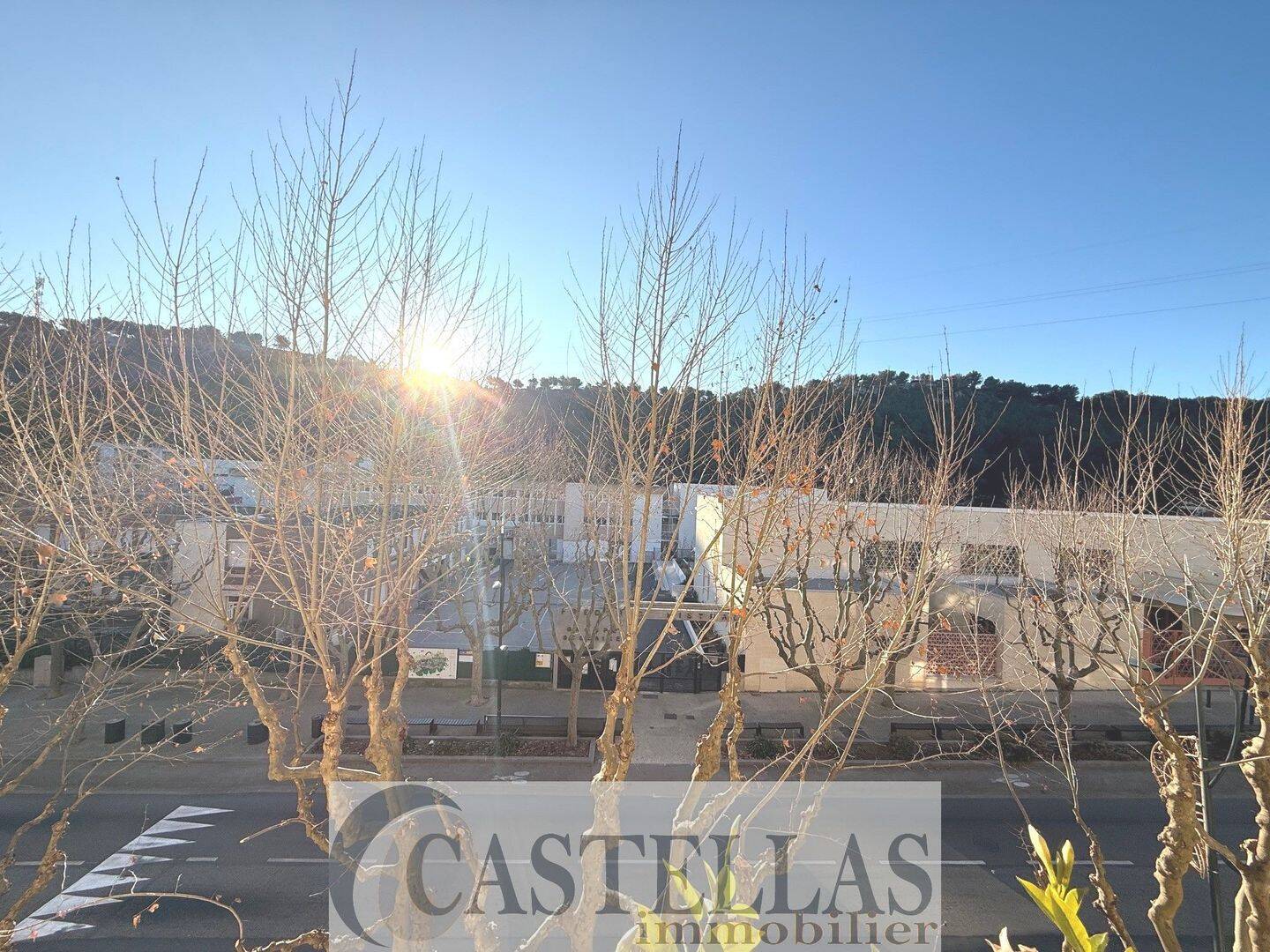 Appartement 4 pièces 80 m² · à Carnoux-en-Provence · 80 m² · 252 000 €