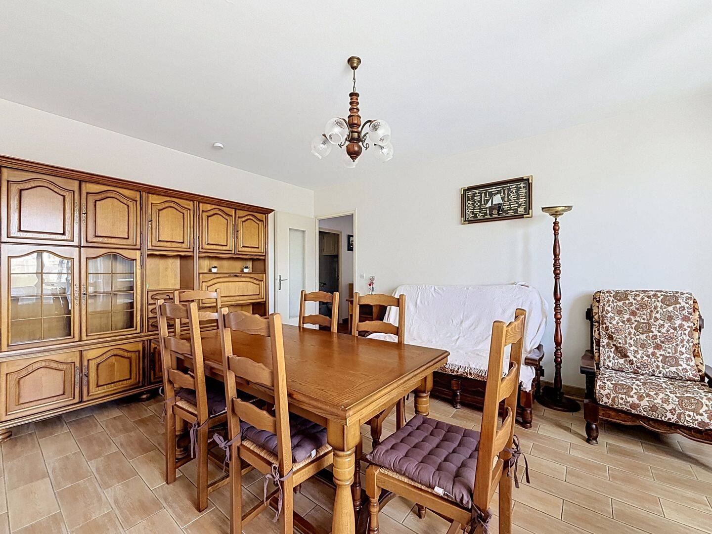 Appartement 3 pièces 72 m² · à Lyon 8ème Arrondissement · 72,4 m² · 1 300 €