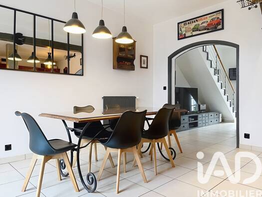 Maison à vendre 578 000 € 5 pièces 4 chambres 140 m² 450 m² de terrain Bord de Marne Champs-sur-Marne 77420