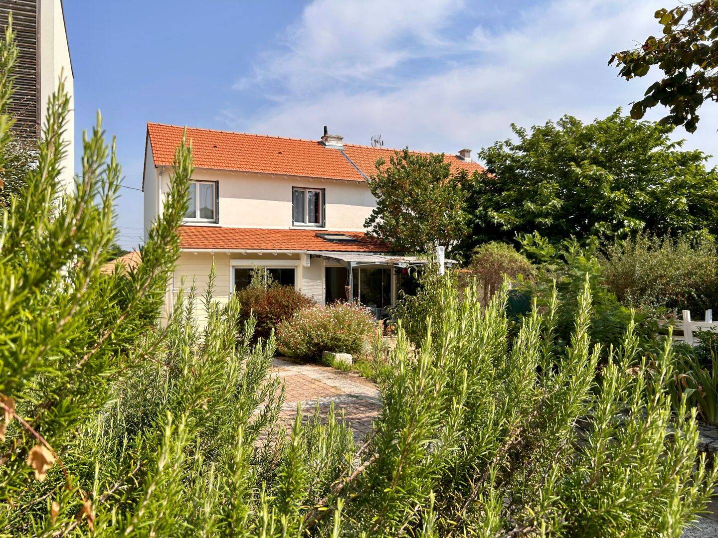 Maison 5 pièces 106 m² · à Saint-Benoît · 106 m² · 278 250 €