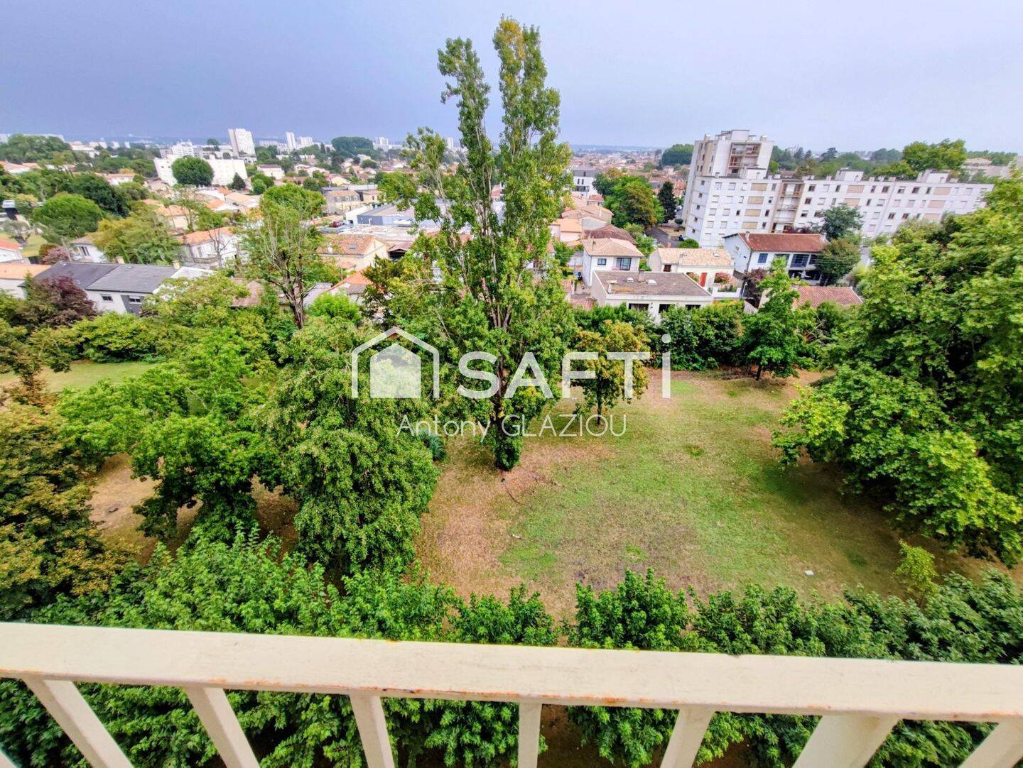Appartement 3 pièces 68 m² · à Bordeaux · 68 m² · 250 000 €