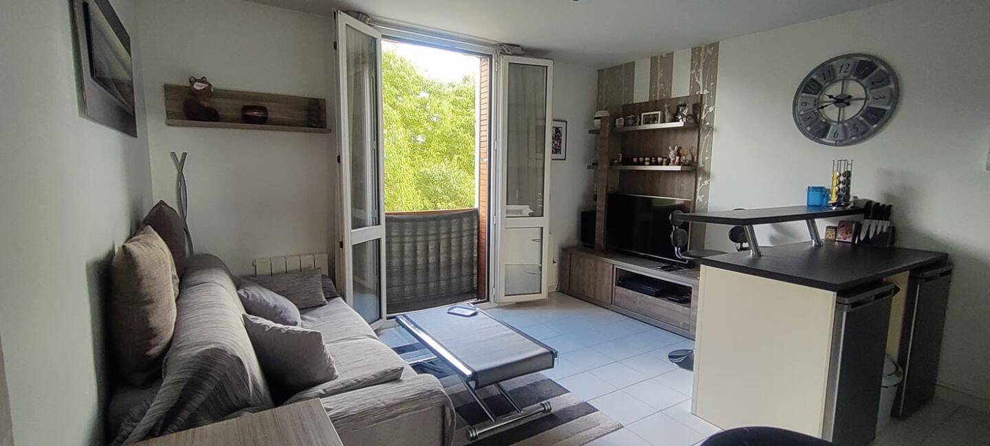 Appartement 2 pièces 33 m² · à Aix-en-Provence · 32,8 m² · 765 €/mois
