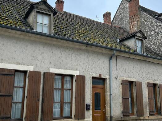 Maison à vendre 65 000 € 3 pièces 2 chambres 115 m² Dun-sur-Auron 18130
