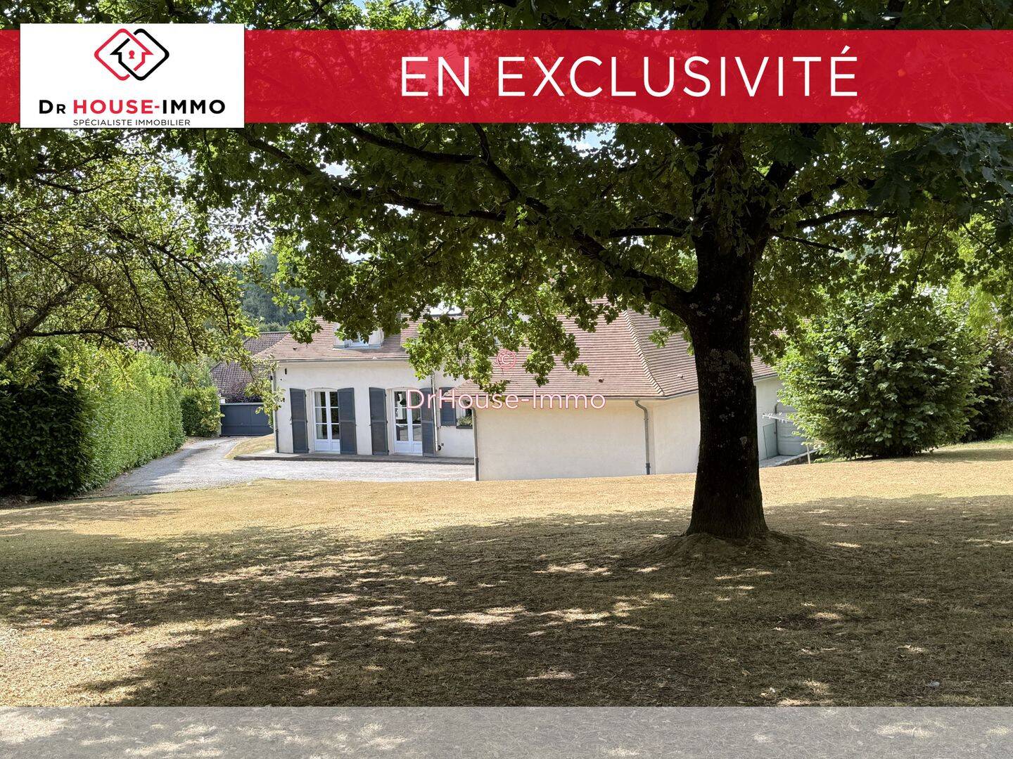 Maison 11 pièces 158 m² · à Montreuil-sur-Mer · 158 m² · 469 800 €