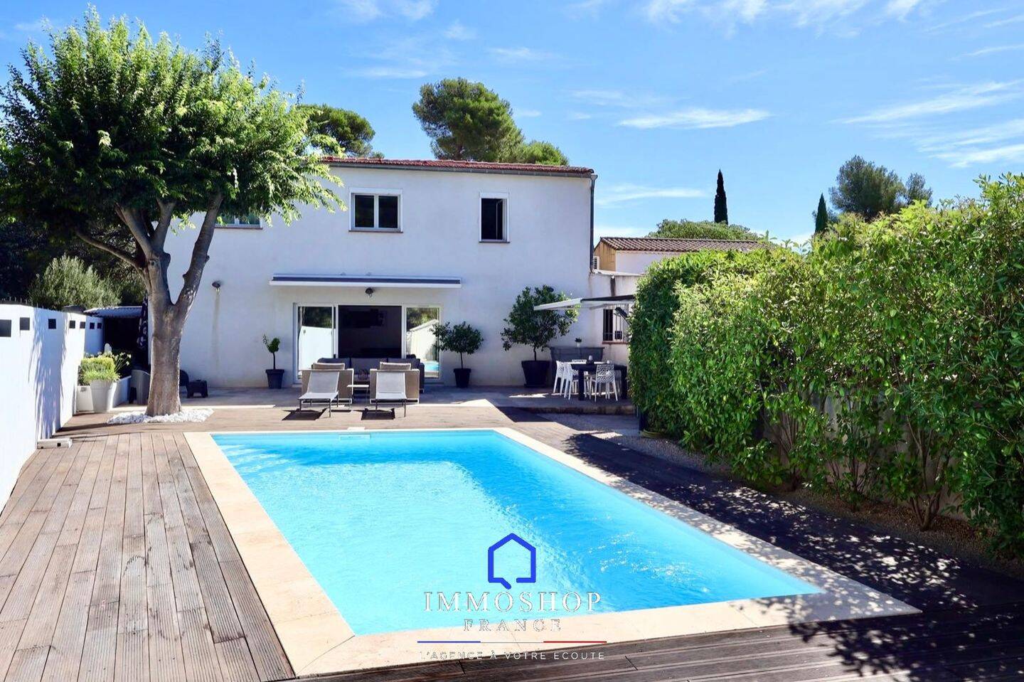 Maison 4 pièces 201 m² · à Marseille 11ème Arrondissement · 201 m² · 899 000 €