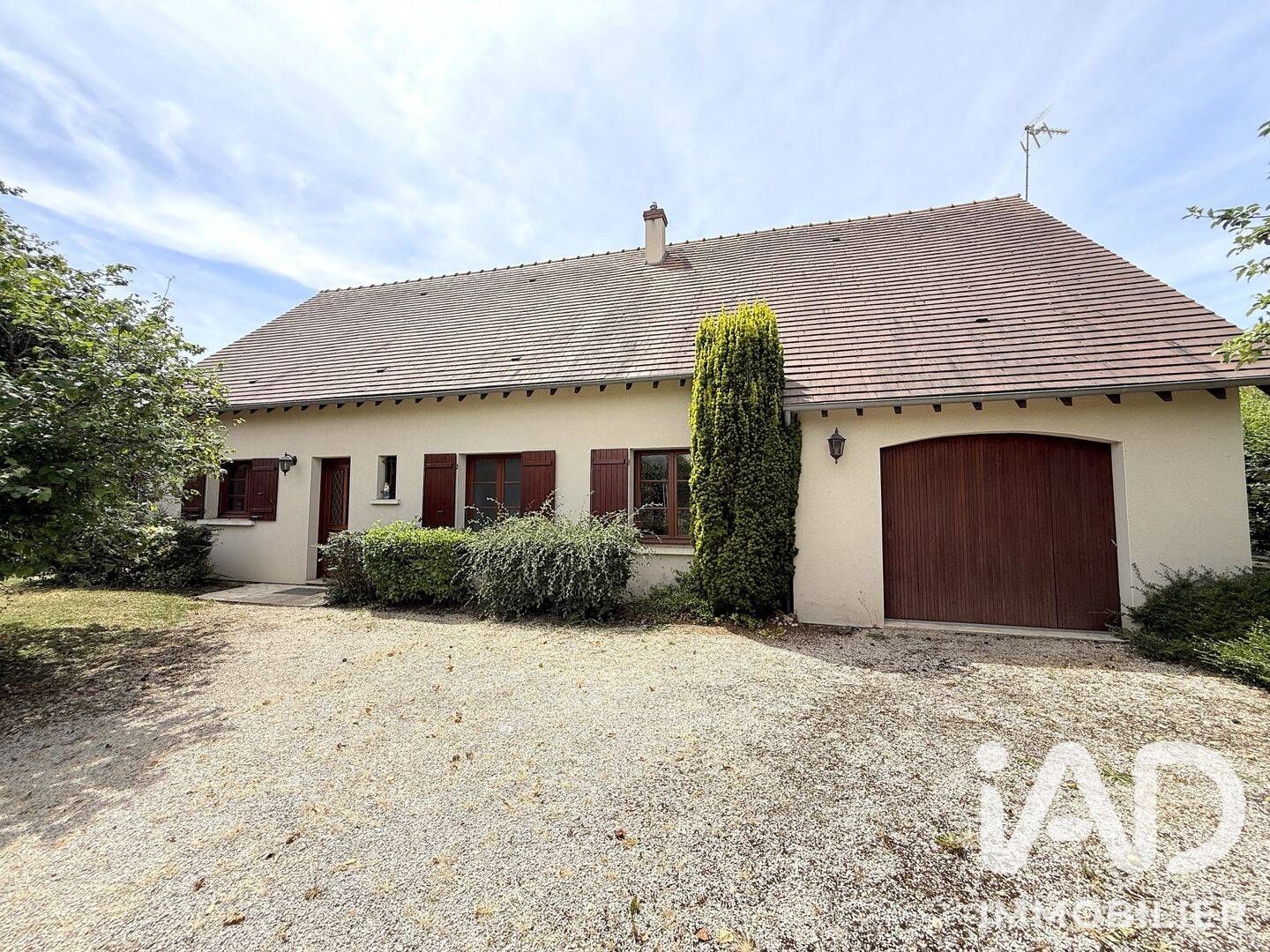 Maison 7 pièces 163 m² · à Saint-Denis-Lanneray · 163 m² · 197 800 €