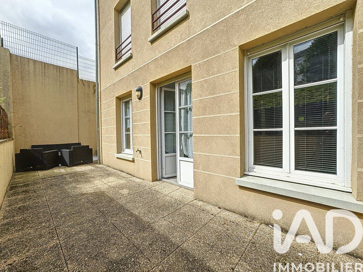 Appartement 4 pièces 85 m² · à Épernon · 85 m² · 1 200 €