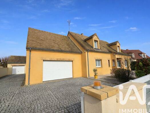 Maison à vendre 390 000 € 6 pièces 4 chambres 163 m² 739 m² de terrain Sours 28630
