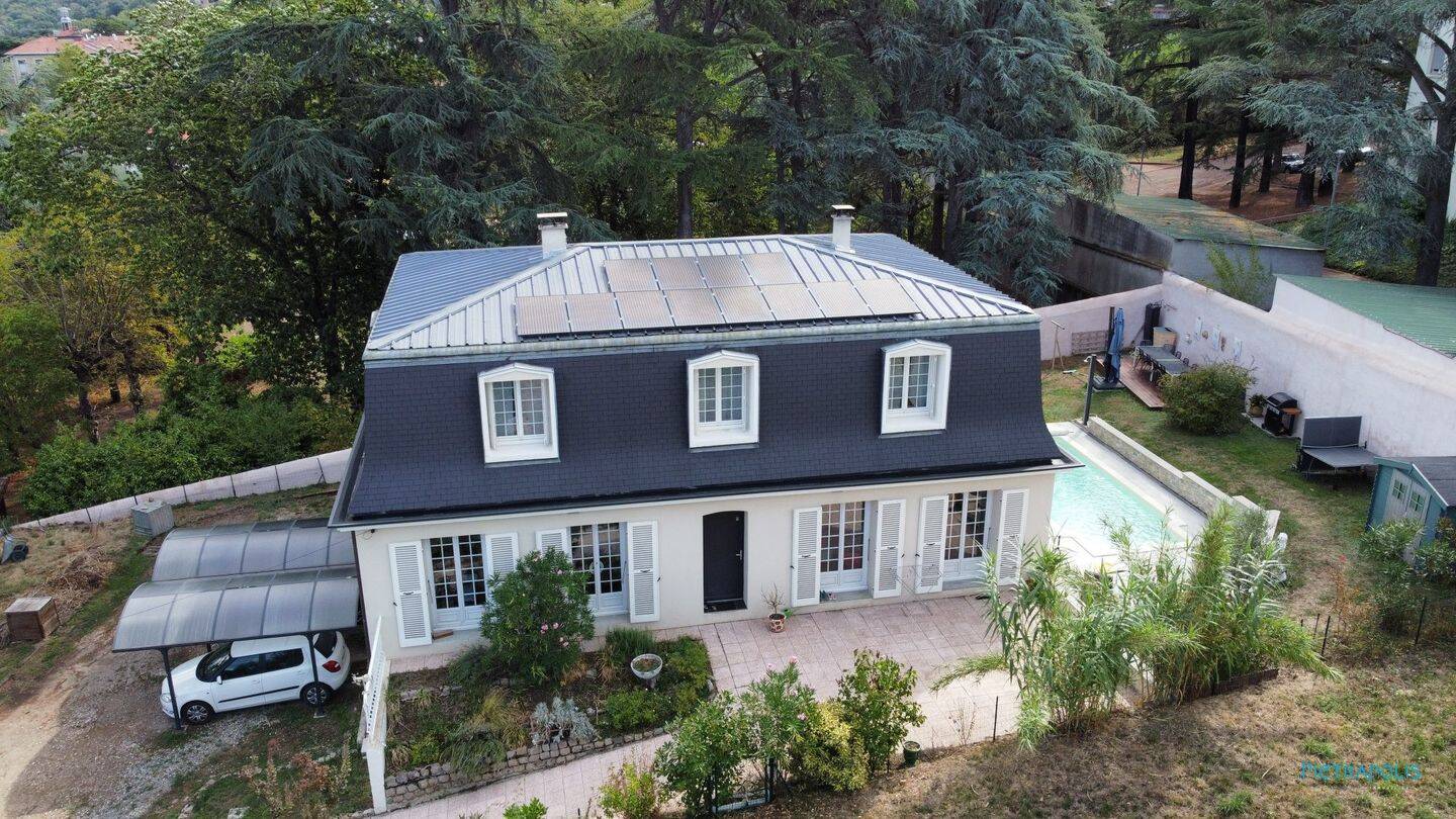 Maison 8 pièces 205 m² · à Rive-de-Gier · 205 m² · 420 000 €