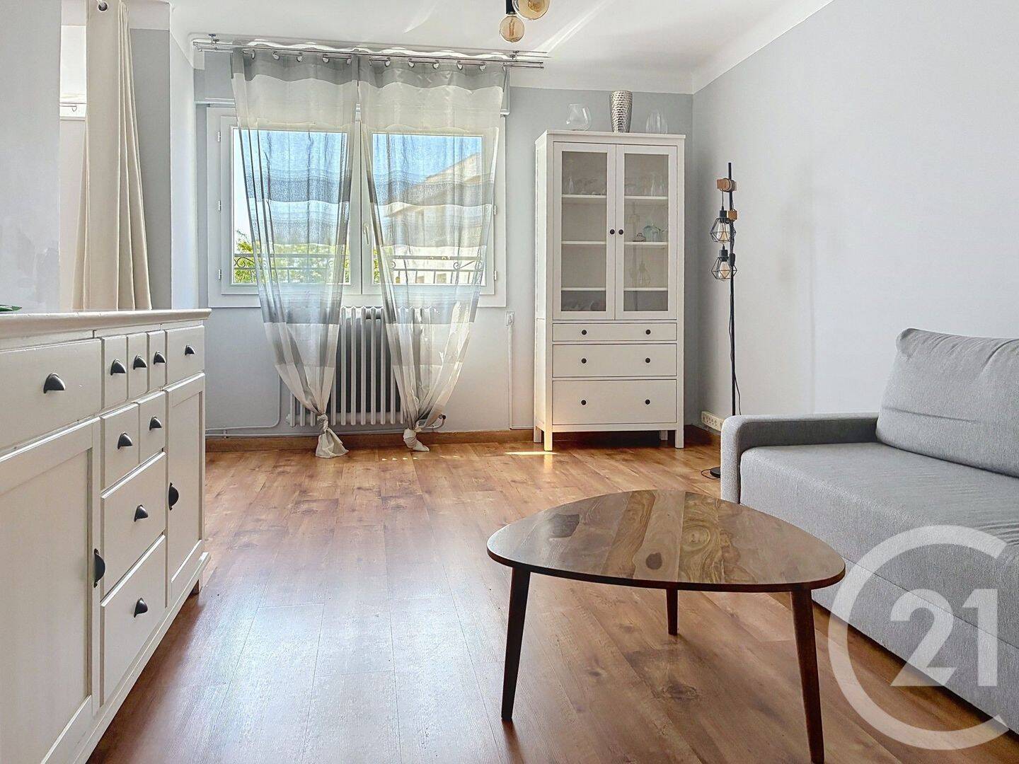 Appartement 4 pièces 82 m² · à Sète · 82 m² · 980 €
