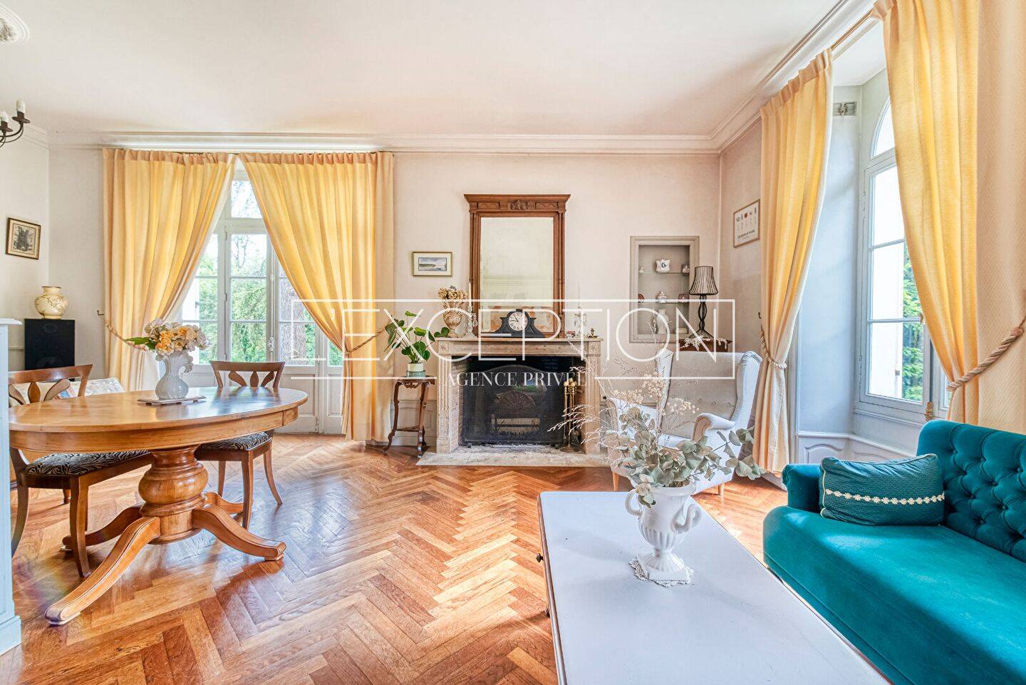 Maison 8 pièces 211 m² · à Segré-en-Anjou Bleu · 211 m² · 650 000 €