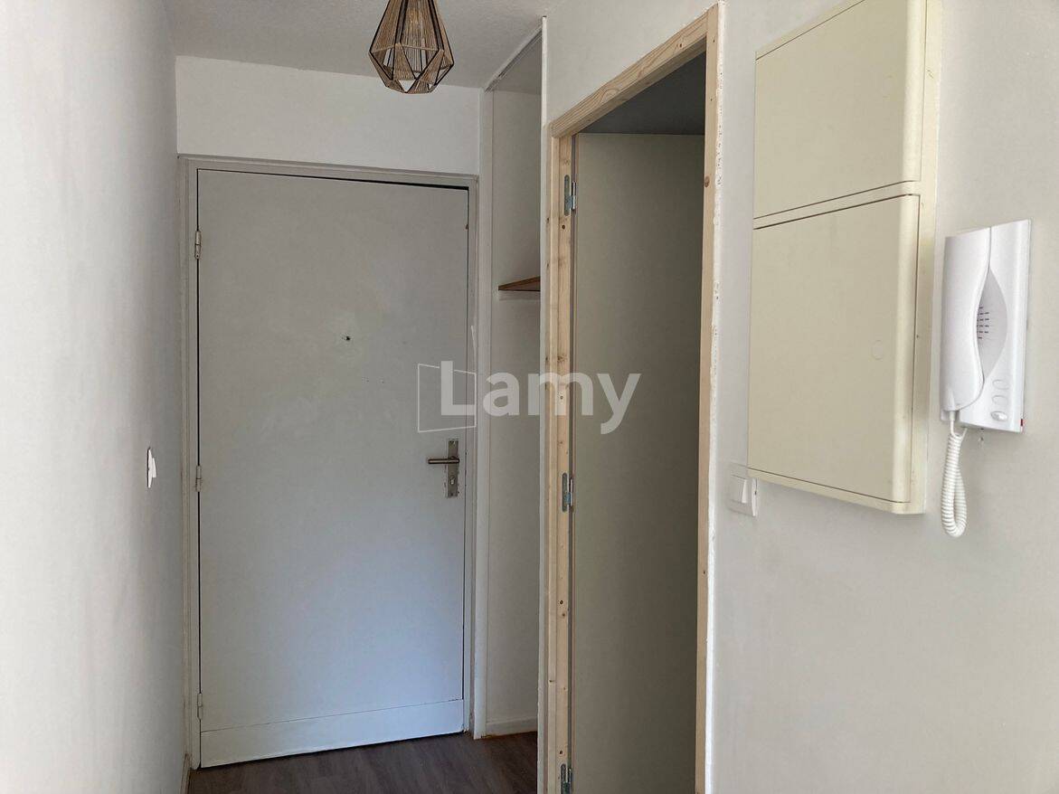 Appartement 1 pièce 18 m² · à Besançon · 18 m² · 390 €