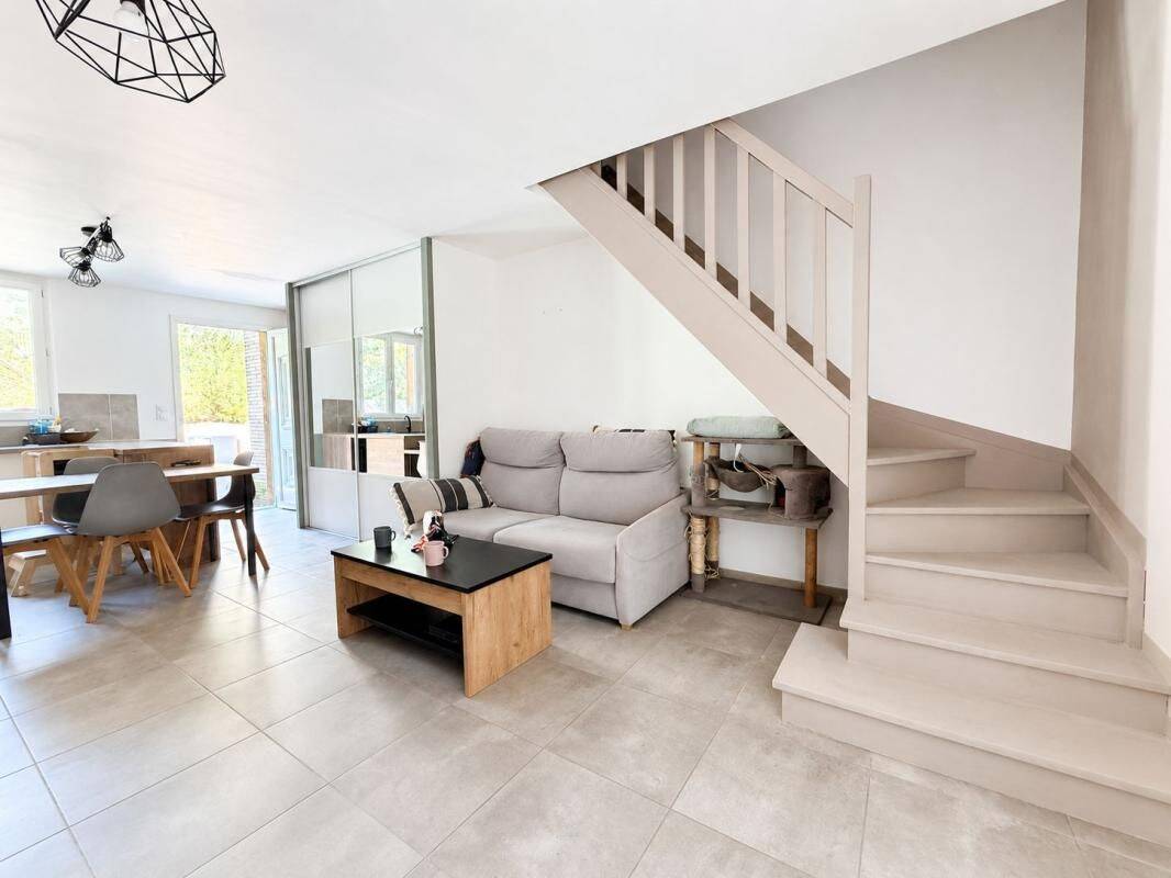 Maison 3 pièces 52 m² · à Nîmes · 52,3 m² · 185 000 €