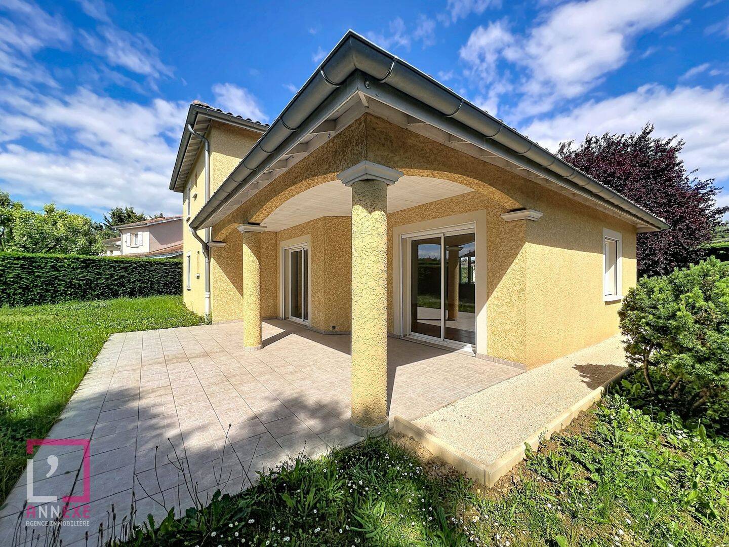 Maison 6 pièces 165 m² · à Massieux · 165 m² · 519 000 €