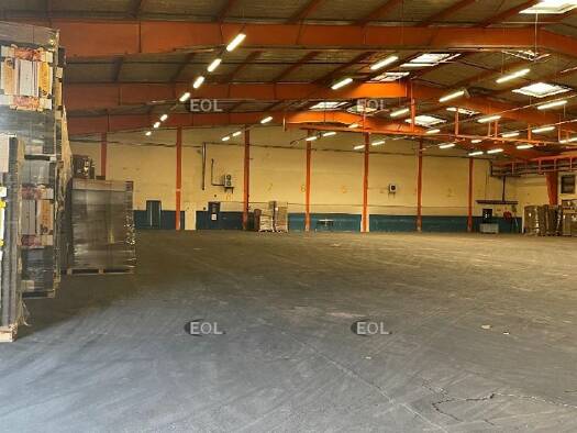 Entrepôt à louer 15 680 € 3 840 m² d'espace de stockage Tarascon 13150