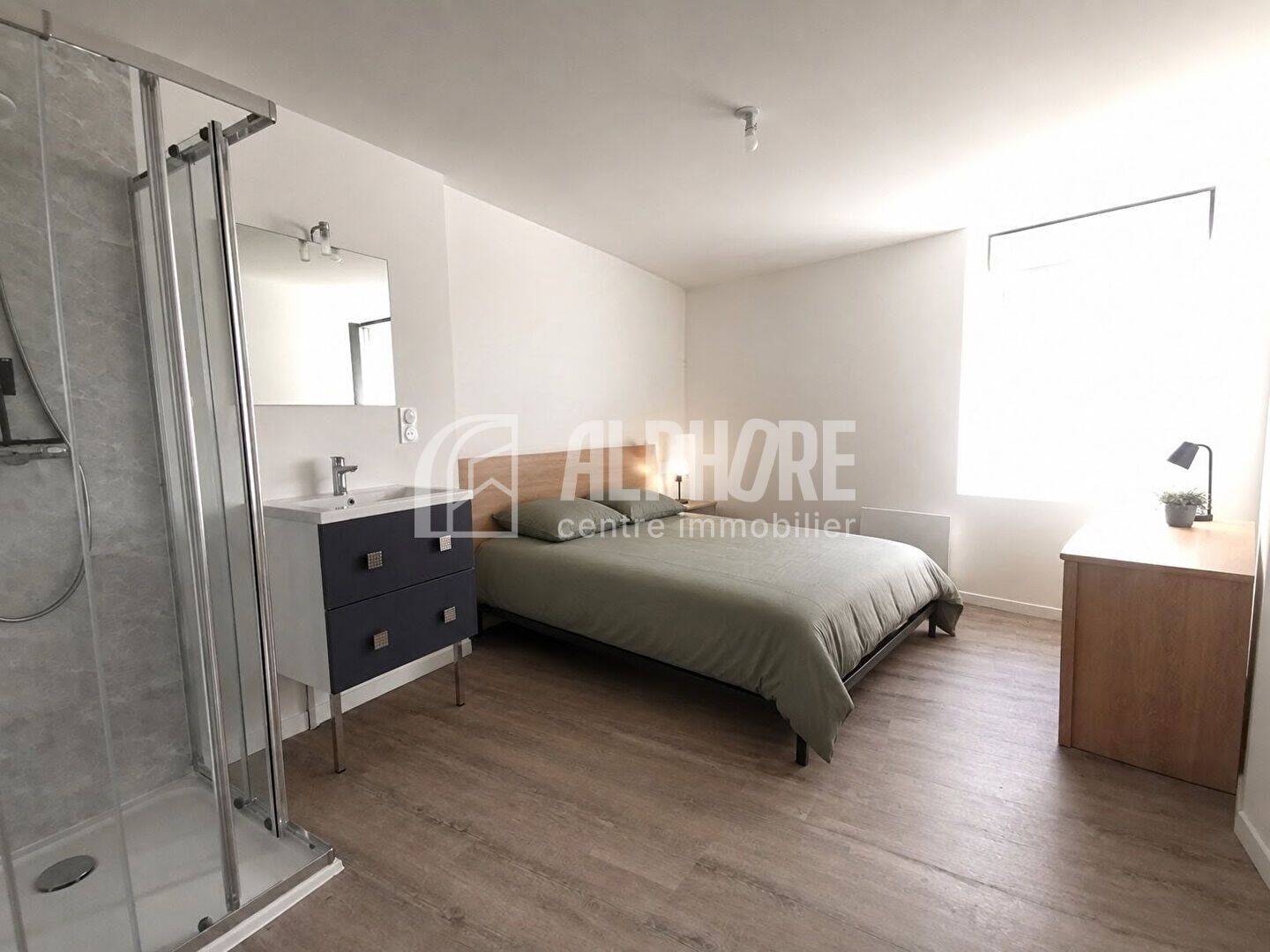8 pièces 110 m² · à Cholet · 110 m² · 390 €/mois