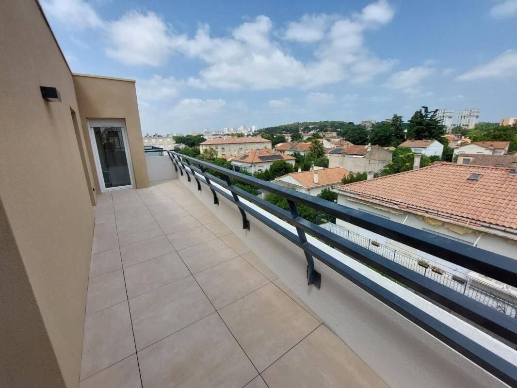 Appartement 2 pièces 32 m² · à Nîmes · 32 m² · 553 €/mois