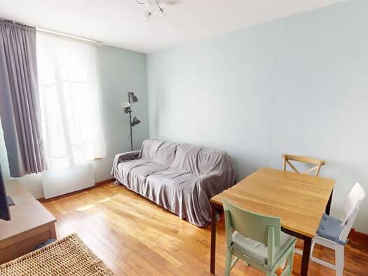 Appartement à vendre 380 000 € 3 pièces 2 chambres 62 m² RDC/2 La Gare Clamart 92140