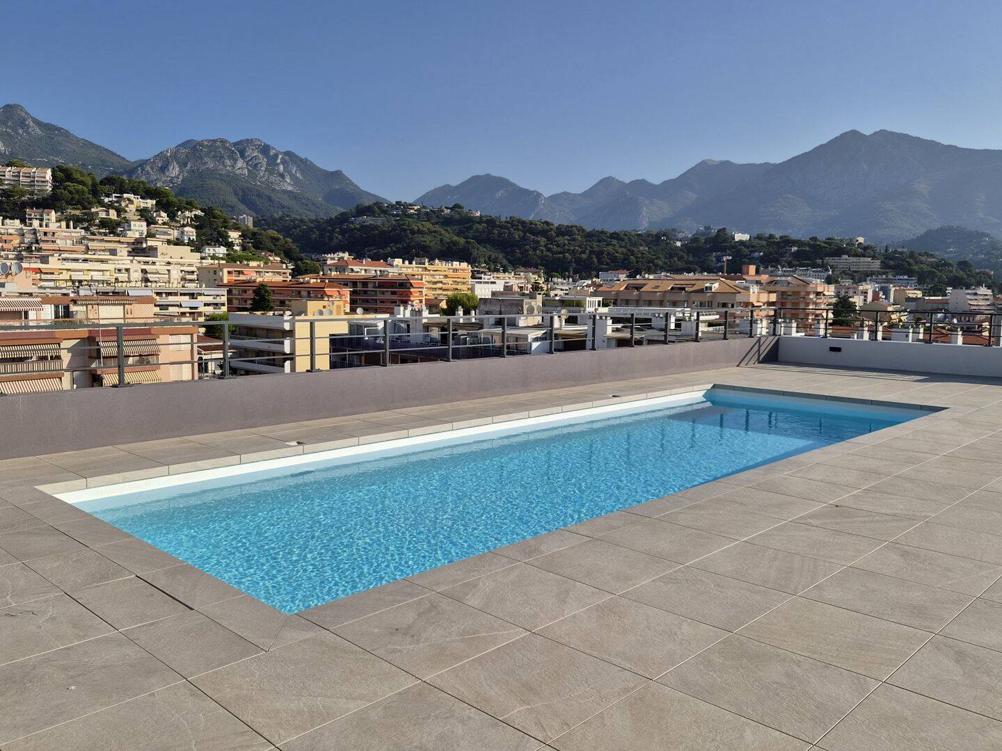 Appartement 3 pièces 59 m² · à Roquebrune-Cap-Martin · 58,8 m² · 2 350 €/mois