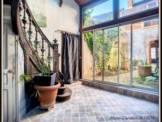 Maison à vendre 96 800 € 7 pièces 3 chambres 171 m² 100 m² de terrain Buzançais 36500