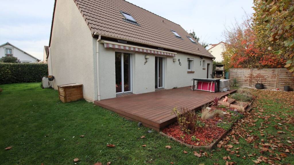 Maison à vendre 840 000 € 7 pièces 4 chambres 145 m² 500 m² de terrain Village Doumer Carrières-sur-Seine 78420