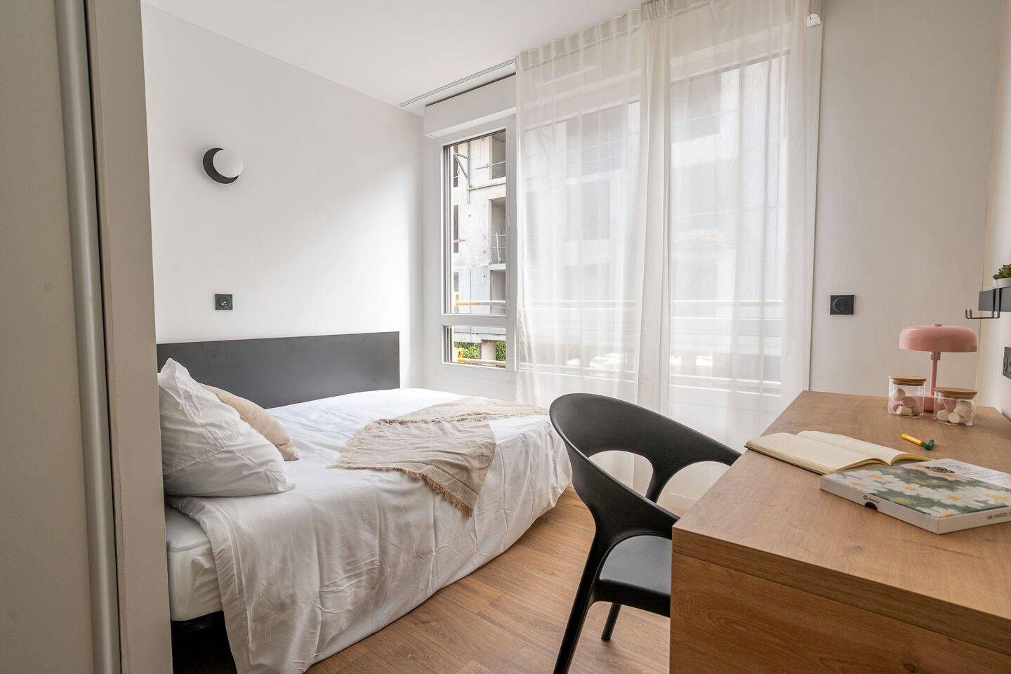 1 pièce 12 m² · à Lille · 12 m² · 540 €/mois