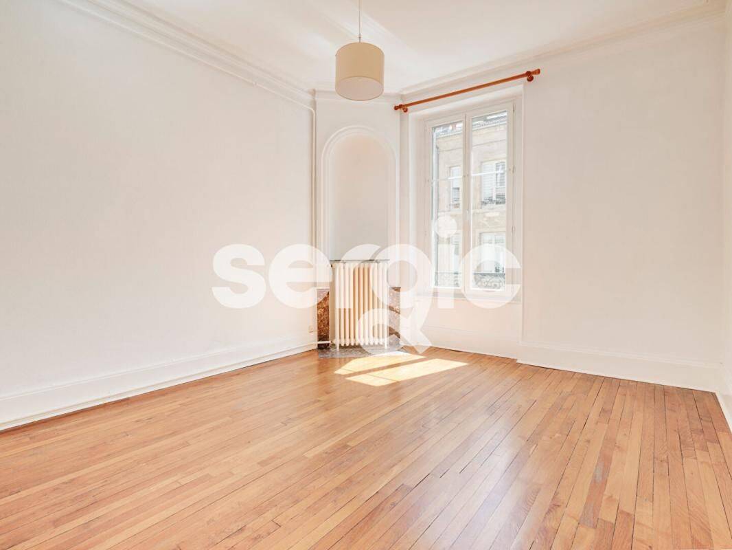 Appartement 4 pièces 85 m² · à Nancy · 85 m² · 215 000 €