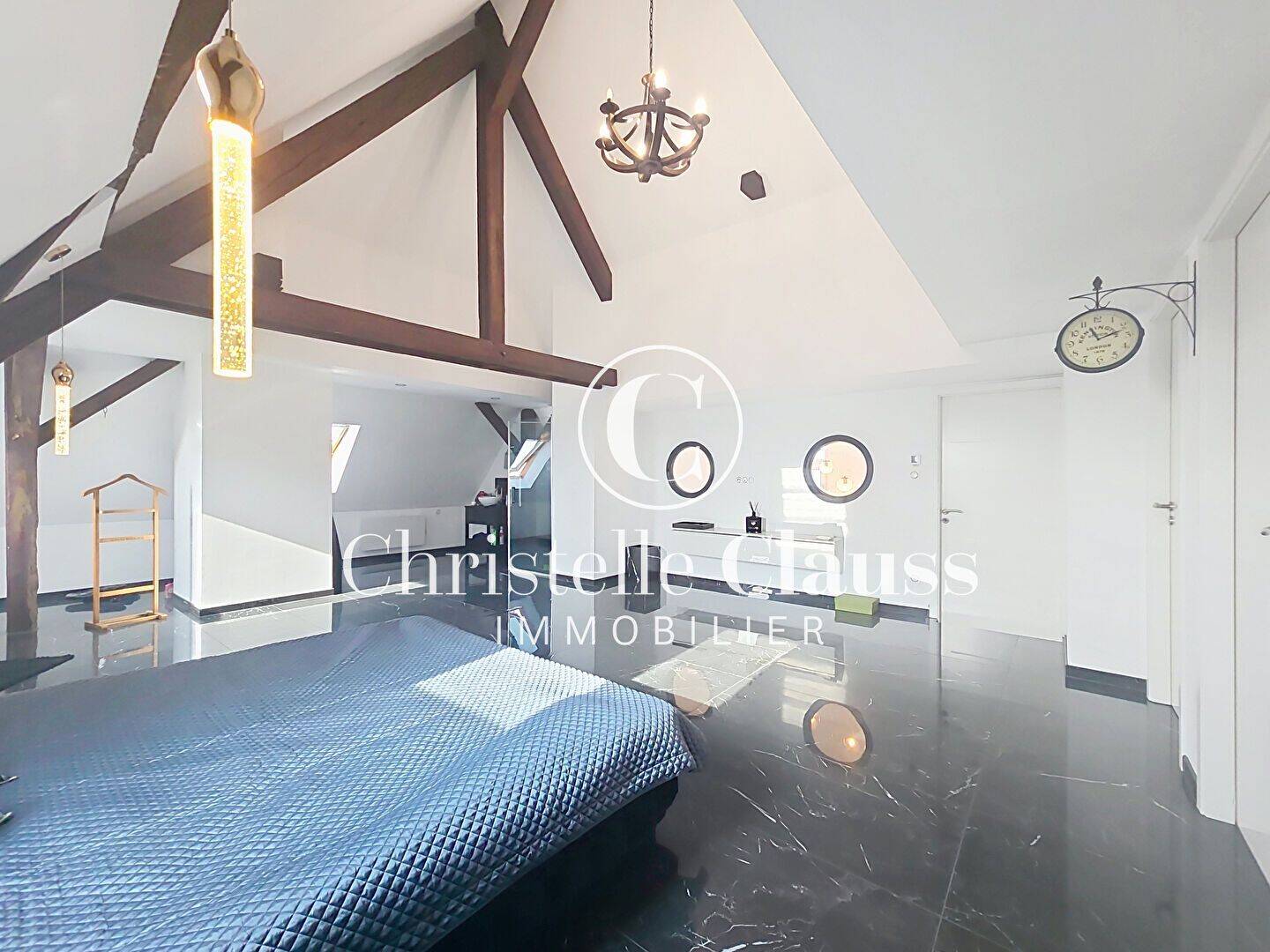 Maison 12 pièces 259 m² · à Wittenheim · 259 m² · 499 000 €