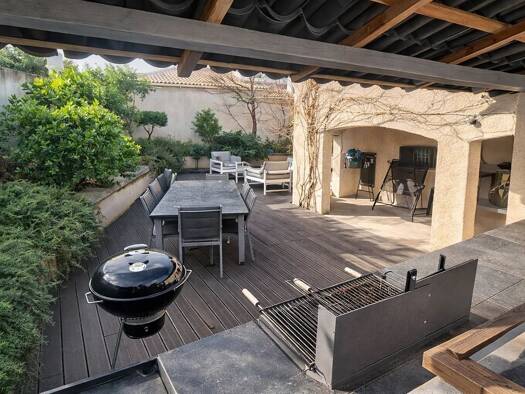 Maison à vendre 374 000 € 6 pièces 3 chambres 120 m² 483 m² de terrain Capevaire-La Boetie Berre-l'Étang 13130