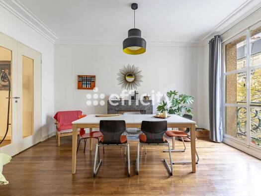 Appartement à vendre 1 049 000 € 5 pièces 2 chambres 112 m² Étage 3/7 Seine et Berges Paris 15ème arrondissement 75015