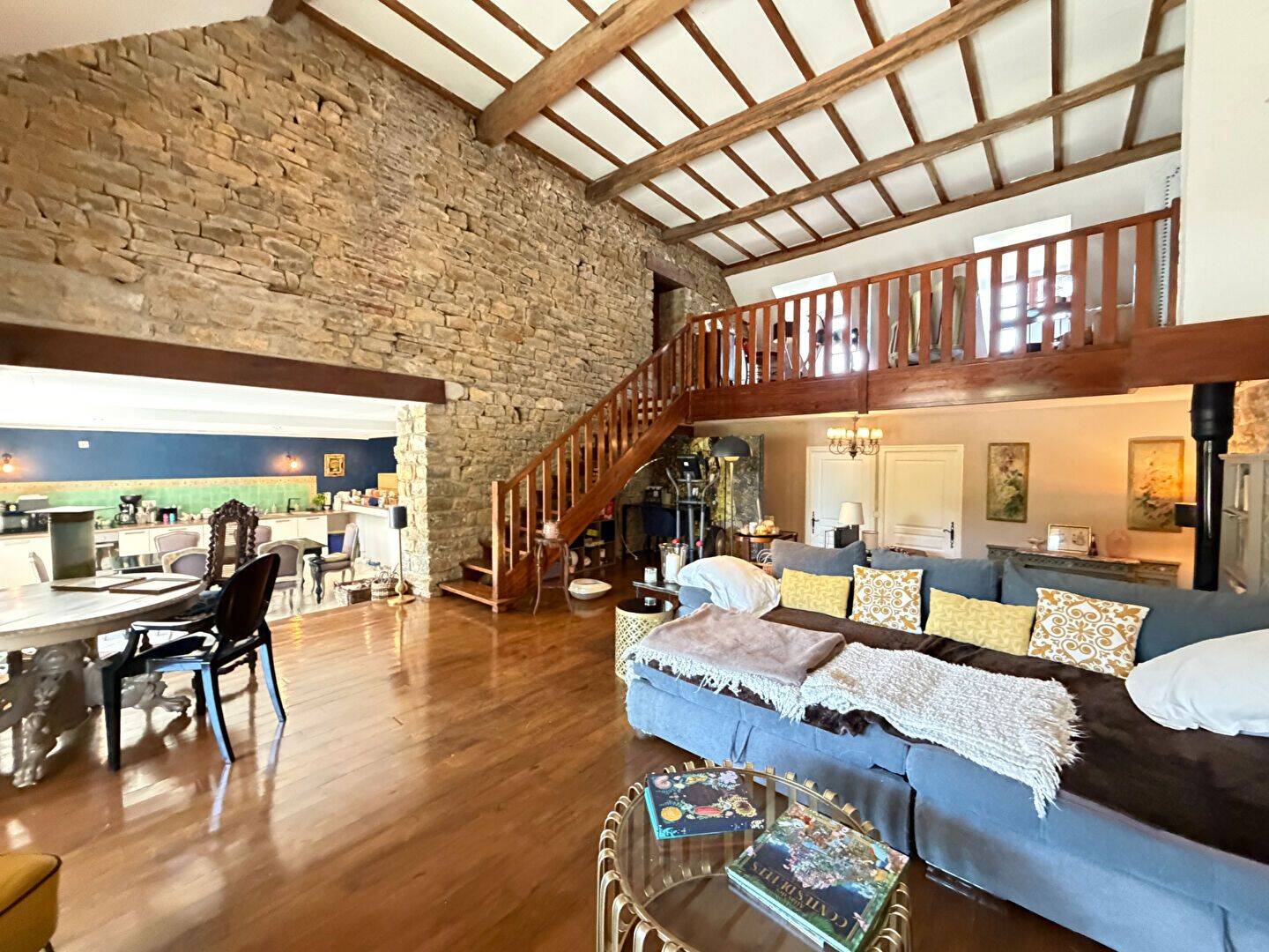 Maison 7 pièces 215 m² · à Montain · 215 m² · 398 000 €