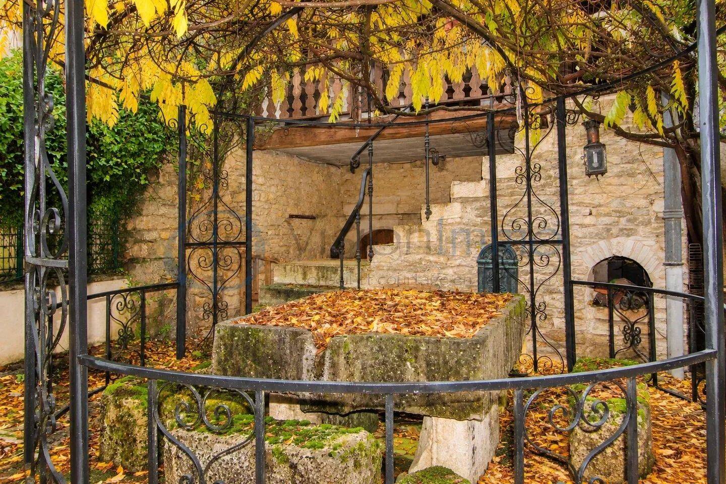 Maison 7 pièces 188 m² · à Ornans · 188 m² · 359 000 €