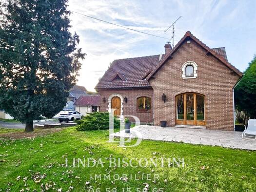 Maison à vendre 327 000 € 8 pièces 4 chambres 140 m² 1 900 m² de terrain Nord Courcelles-lès-Lens 62970