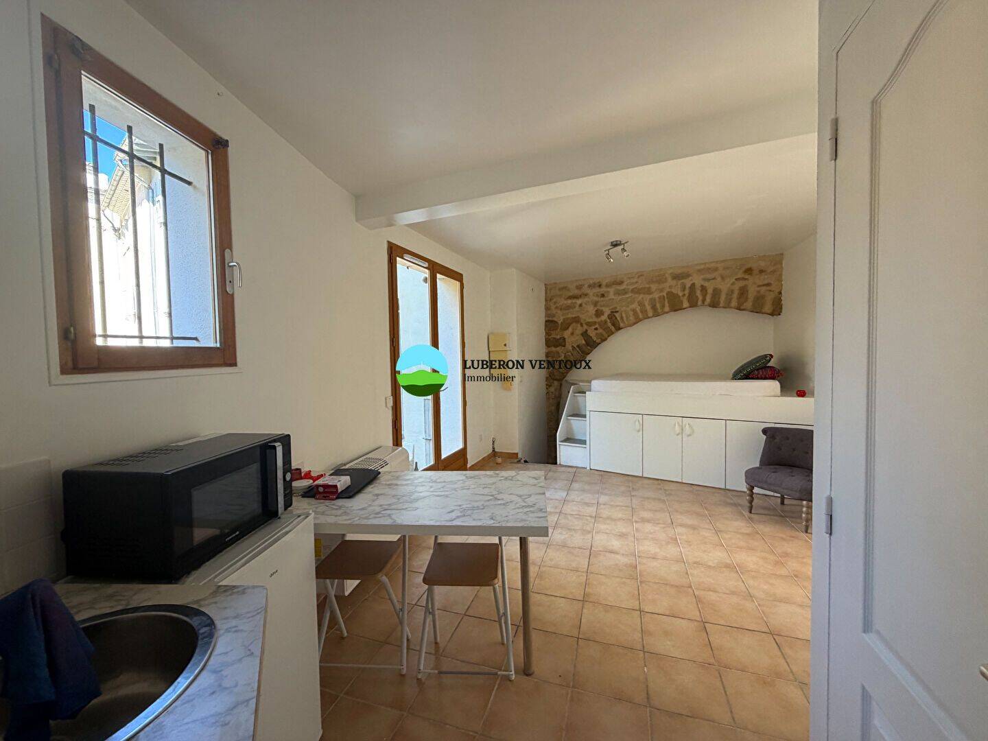 Appartement 1 pièce 23 m² · à Caromb · 22,8 m² · 361 €/mois