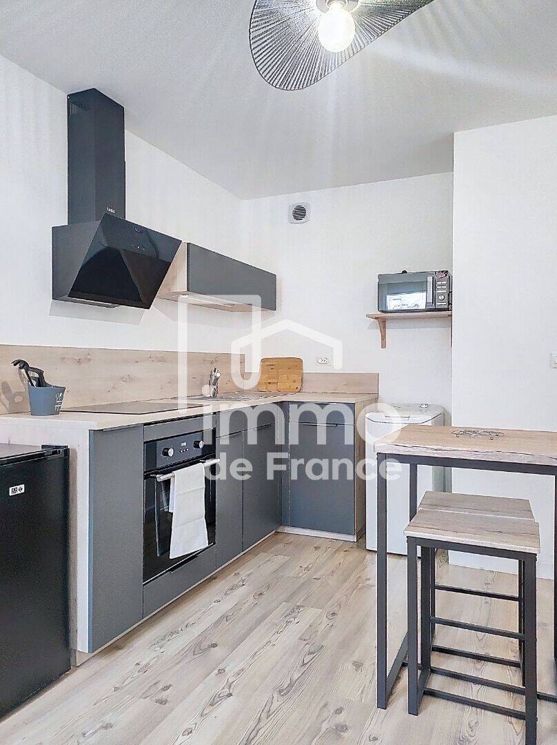 Appartement 1 pièce 28 m² · à Oyonnax · 28 m² · 490 €