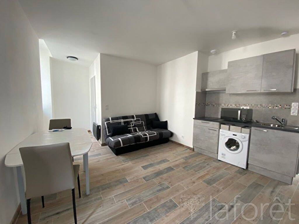 Appartement 1 pièce 23 m² · à La Réole · 23 m² · 440 €