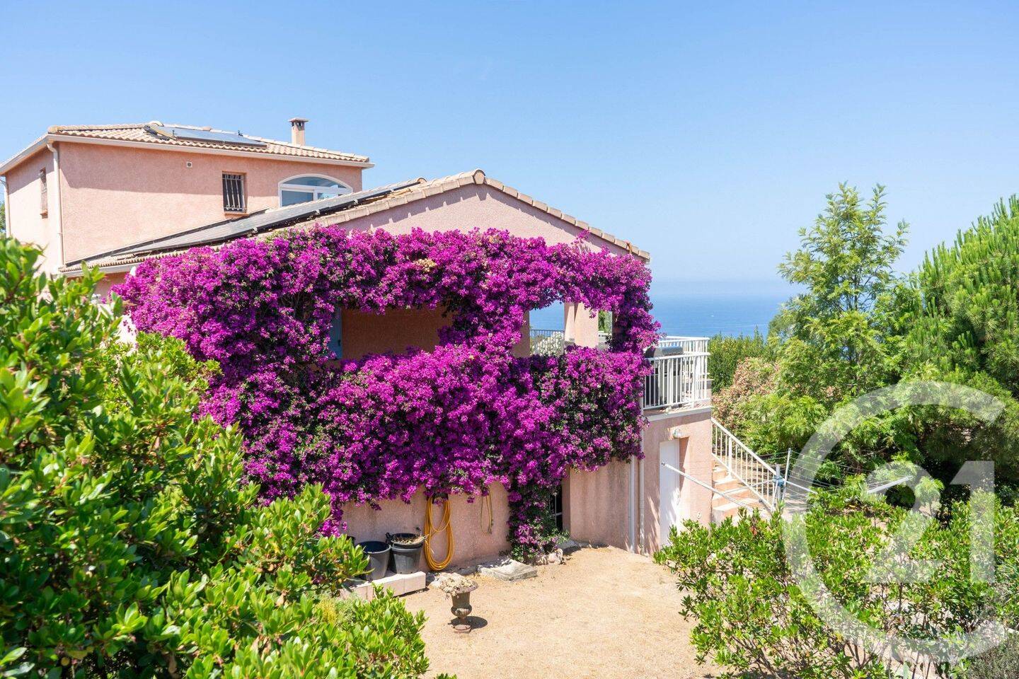 Maison 5 pièces 149 m² · à Coti-Chiavari · 148,5 m² · 990 000 €