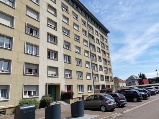 Appartement à vendre 126 700 € 3 pièces 2 chambres 67 m² Étage 7/7 Saint Pierre Thionville 57100
