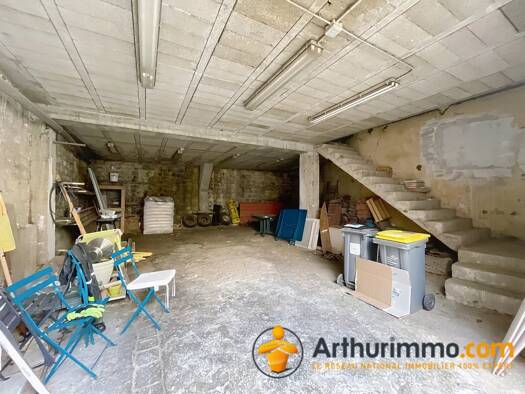 Immeuble à vendre 545 000 € 191,4 m² Centre Nanterre 92000