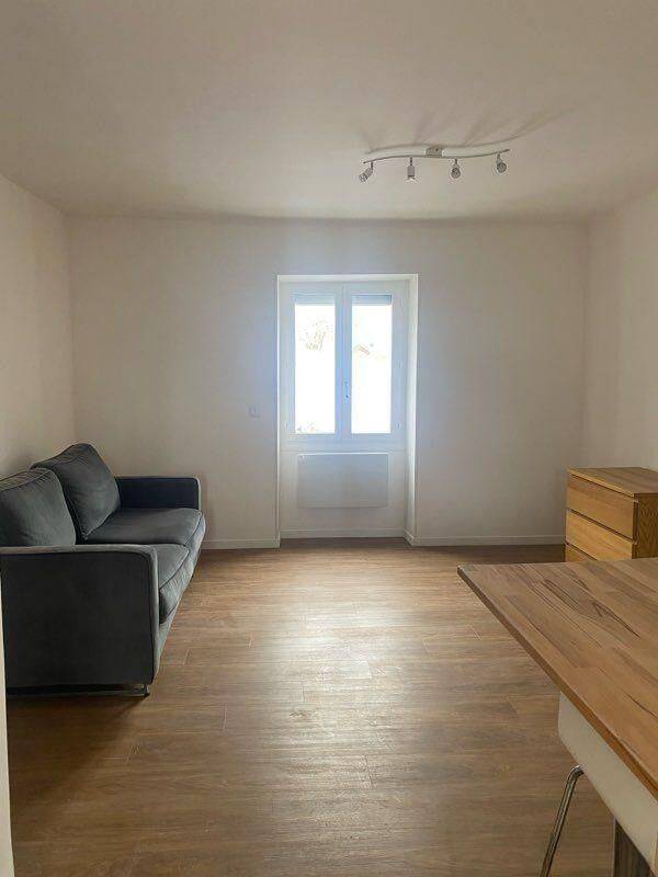 Appartement 1 pièce 25 m² · à Torcy · 25 m² · 700 €