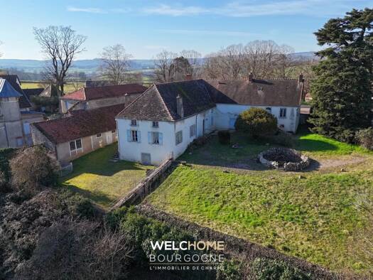 Maison à vendre 370 000 € 9 pièces 4 chambres 205 m² 5 447 m² de terrain Moroges 71390