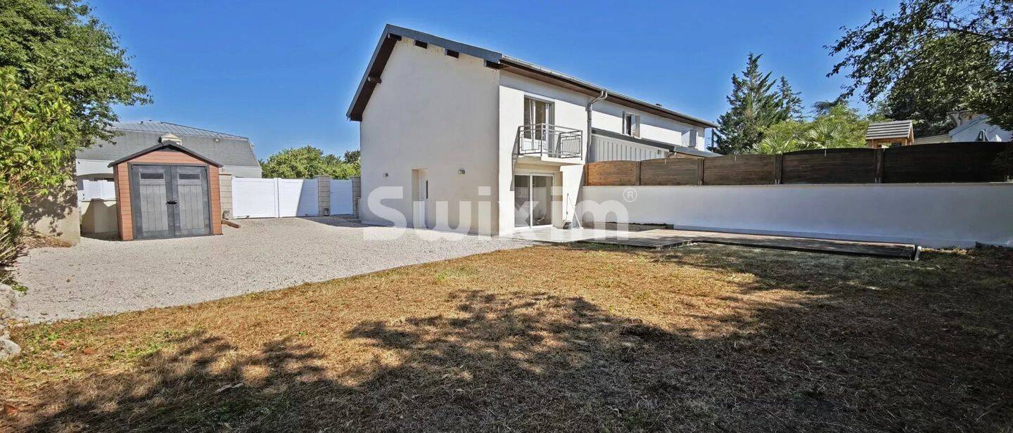 Maison 4 pièces 76 m² · à Dole · 75,7 m² · 210 000 €