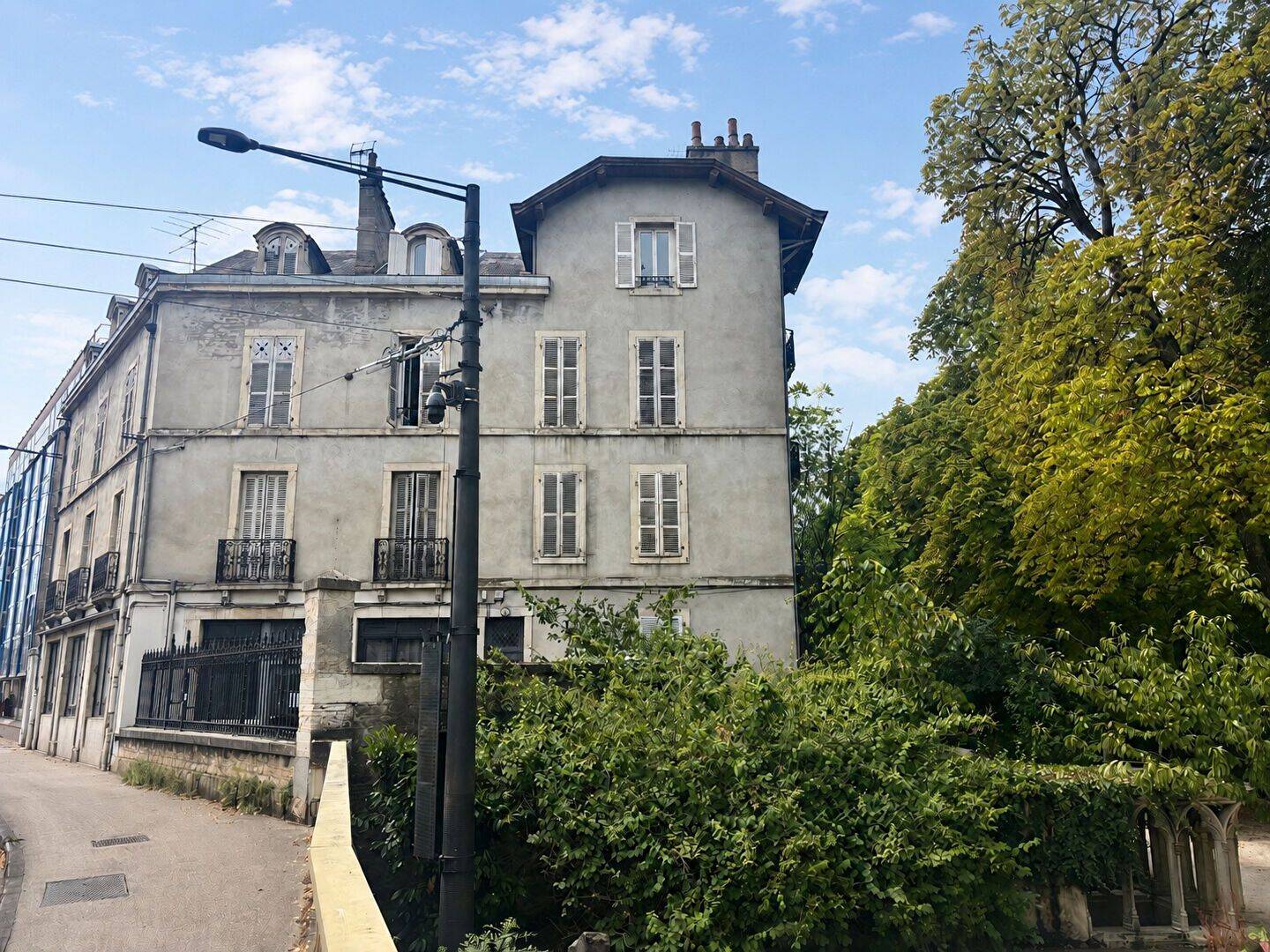 Appartement 1 pièce 16 m² · à Dijon · 15,7 m² · 450 €