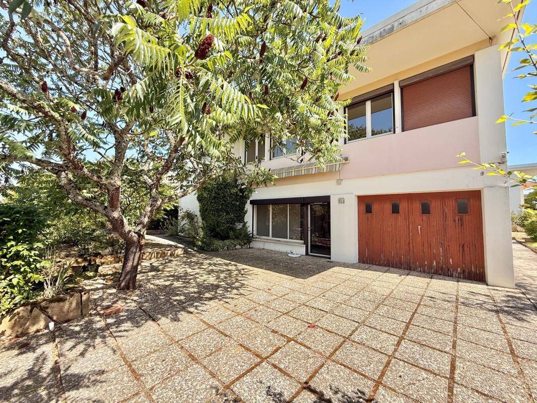 Maison 4 pièces 91 m² · à Genlis · 91 m² · 169 000 €
