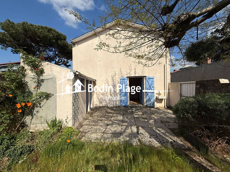 Maison à vendre 211 000 € 3 pièces 2 chambres 48 m² 93 m² de terrain Saint Brevin les Pins 44250