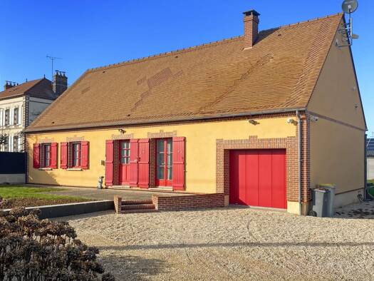 Maison à vendre 335 000 € 8 pièces 4 chambres 195 m² 1 409 m² de terrain Piffonds 89330