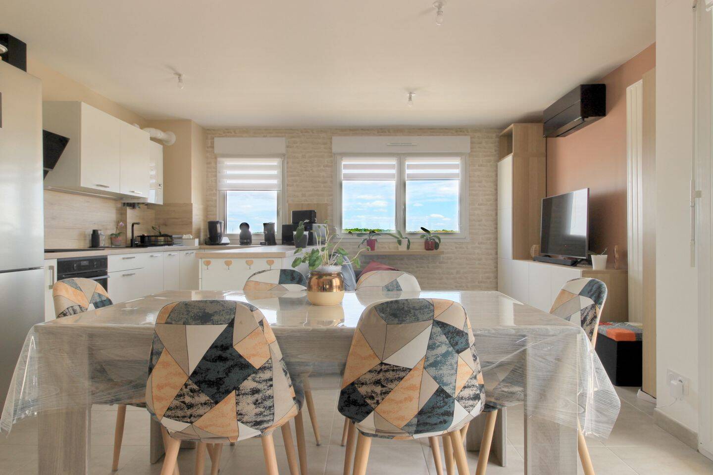 Appartement 3 pièces 69 m² · à Pouilly · 68,5 m² · 245 000 €