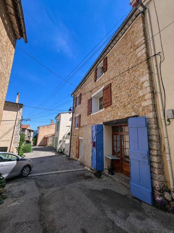 Maison 5 pièces 107 m² · à Aiguines · 107 m² · 249 000 €